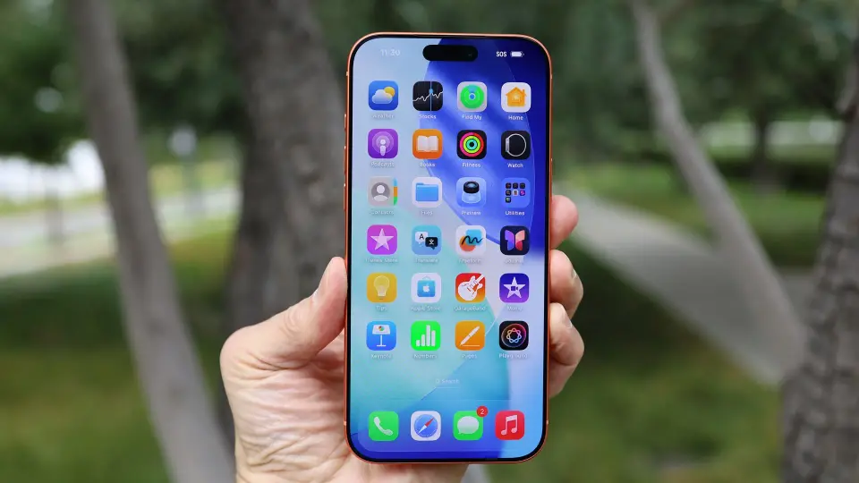 Чому iPhone залишається актуальним роками: екосистема, підтримка, якість