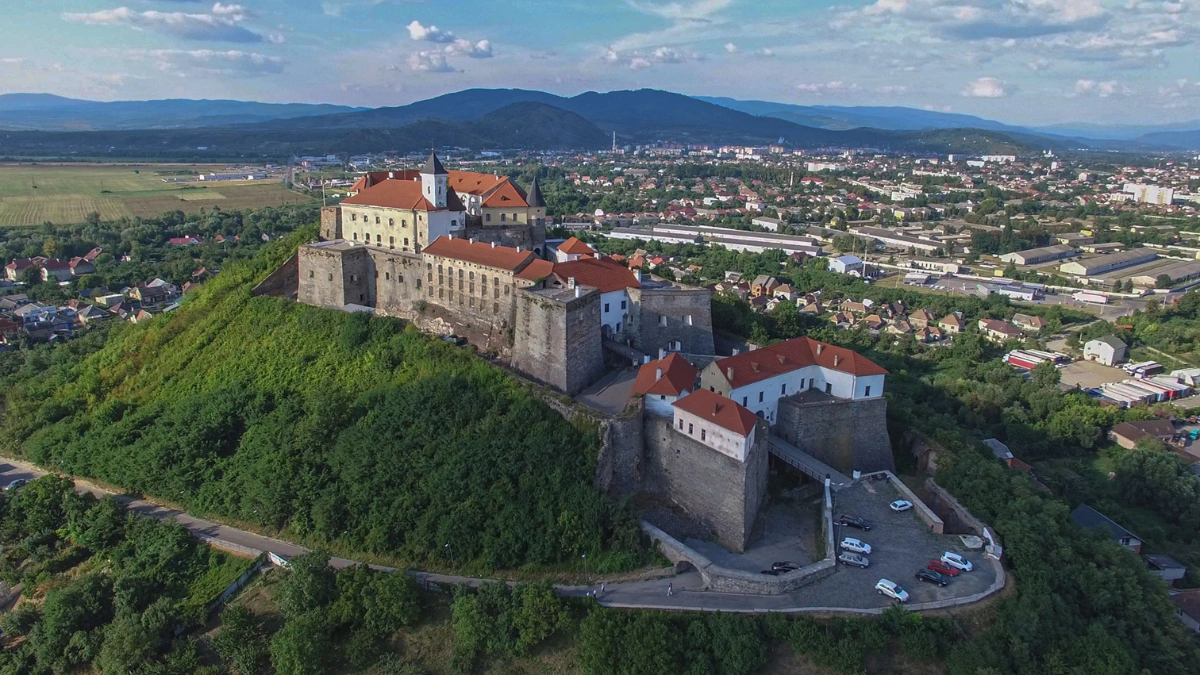 Замок Паланок легенди