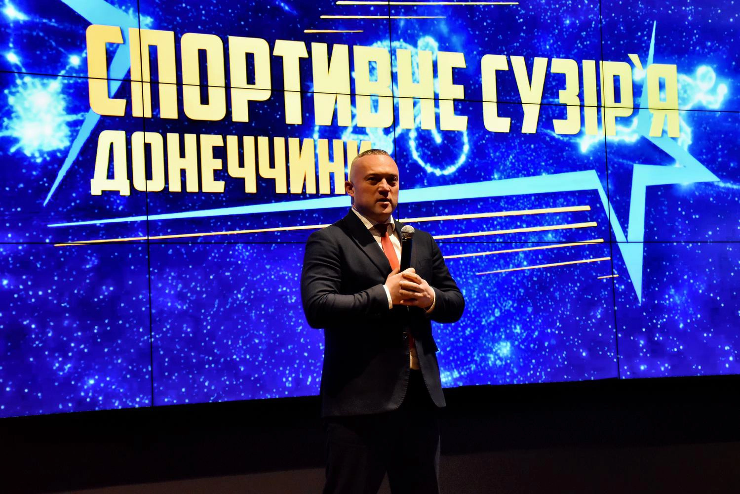 Заступник Міністра Сергій Тимофєєв виступає на церемонії «Спортивне сузір’я Донеччини – 2025» у Києві